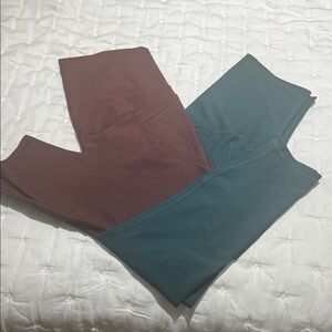 MATERNITY Old Navy Active line - Women's Merlot and Emerald Green Leggings
